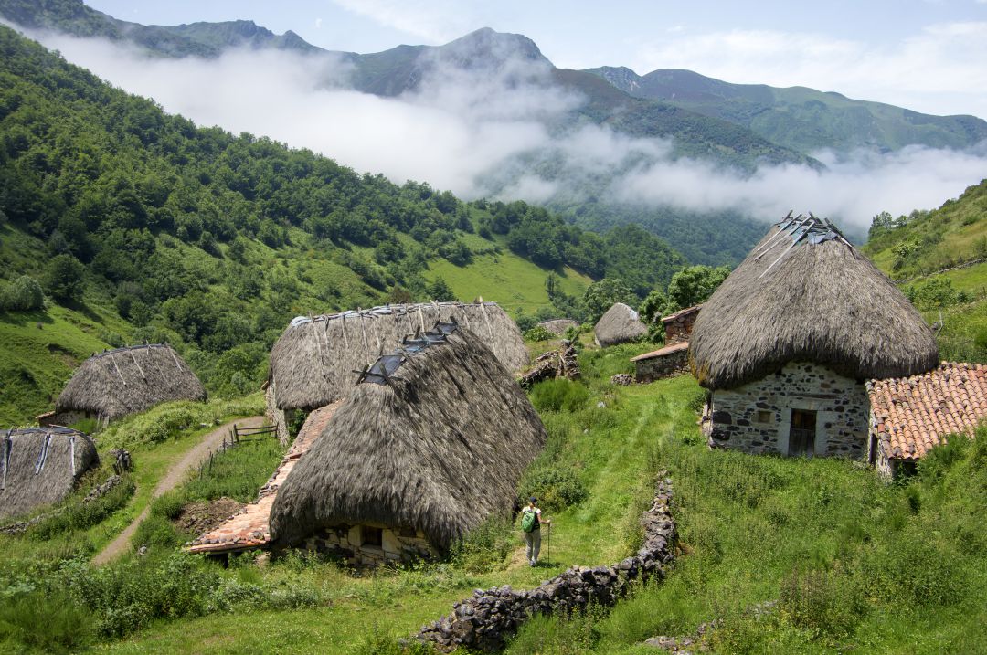 El turismo rural se consolida como una opción en Asturias en el verano de la pandemia. El turismo rural se consolida como una opción en Asturias en el verano de la pandemia.