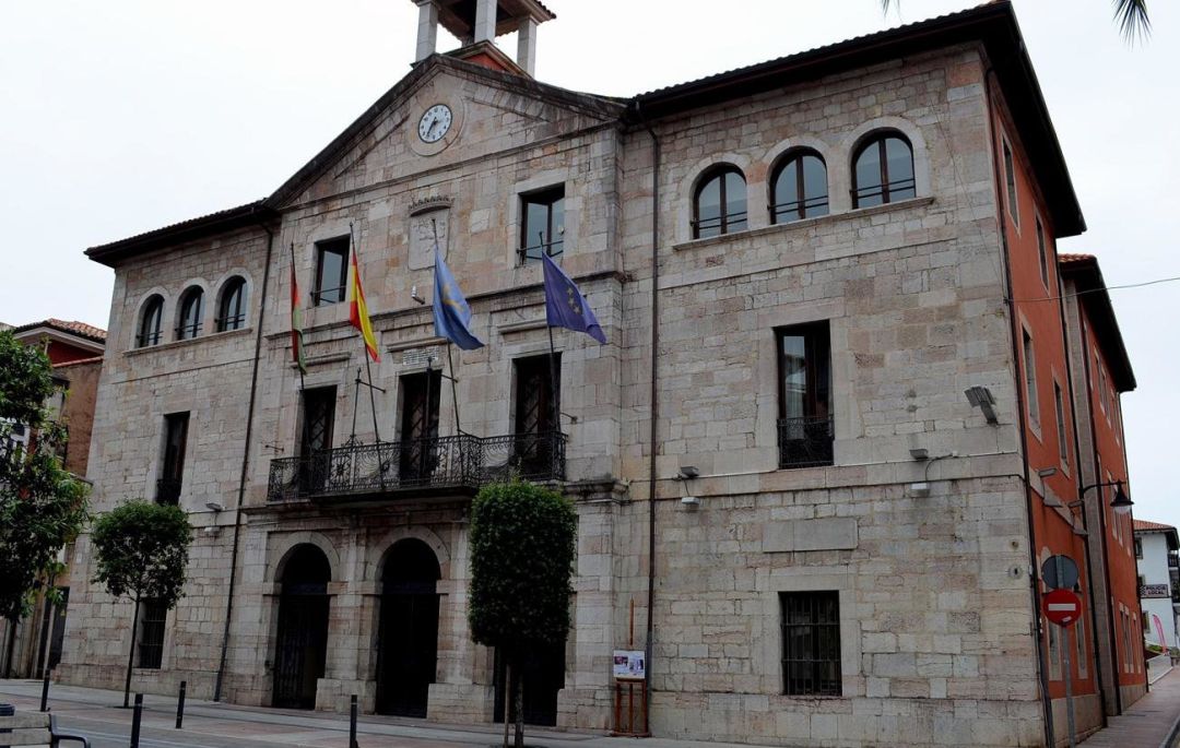 Ayuntamiento de Llanes. Ayuntamiento de Llanes.