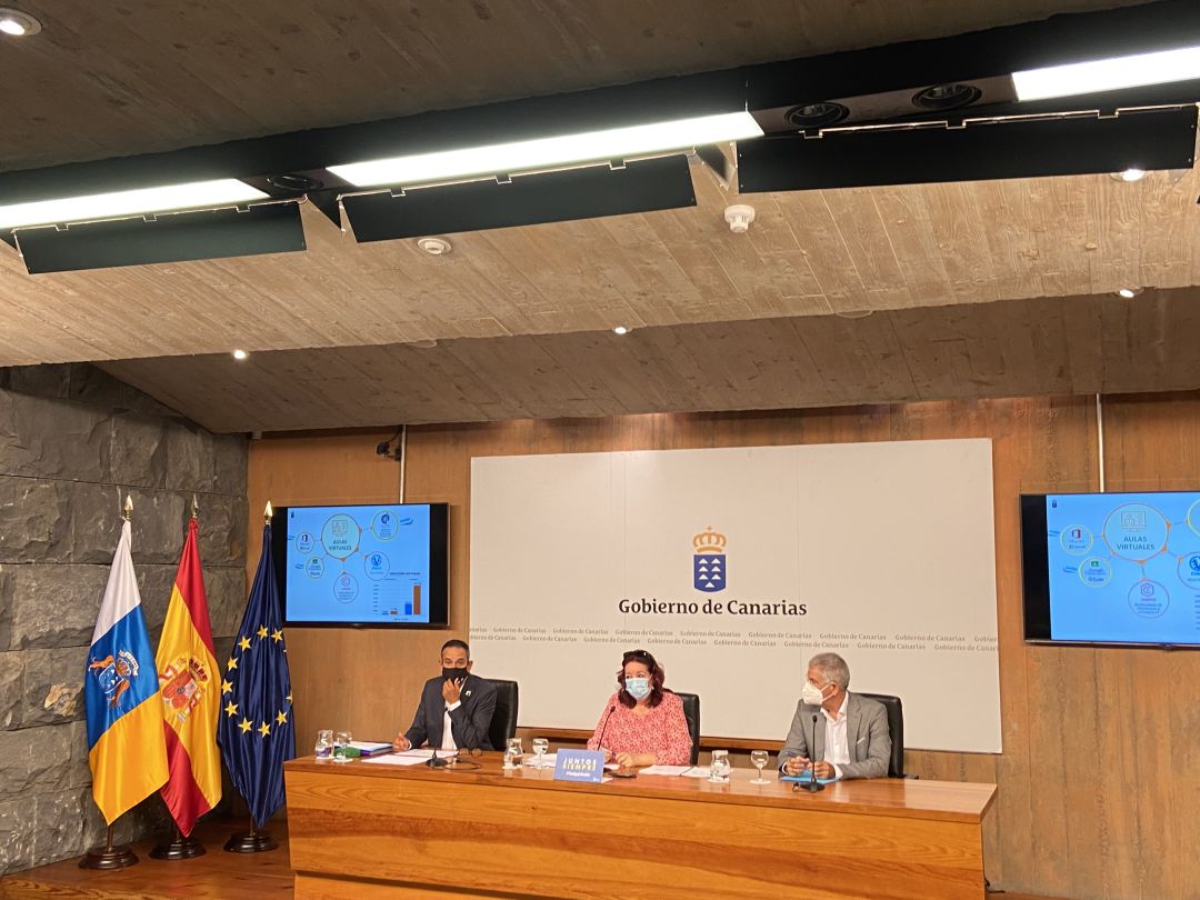 La consejera de Eduación, Manuela Armas, durante la rueda de prensa. La consejera de Eduación, Manuela Armas, durante la rueda de prensa.
