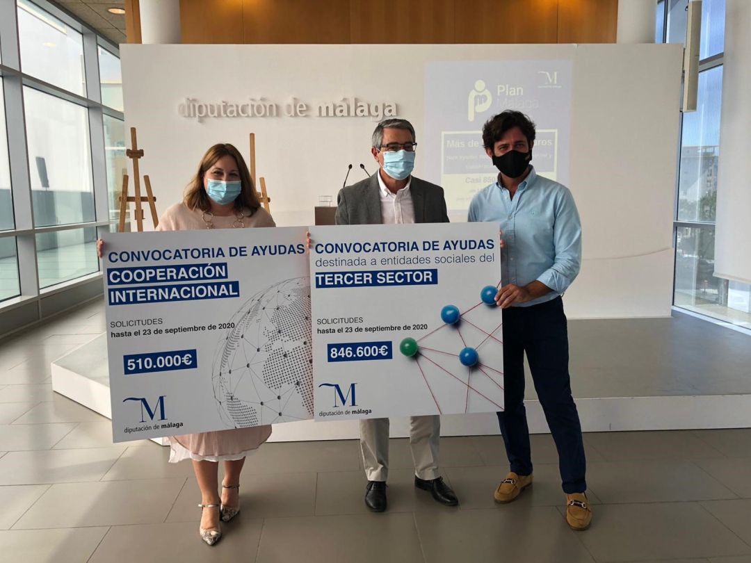Francisco Salado, Natacha Rivas y Francisco José Martín en rueda de prensa Francisco Salado, Natacha Rivas y Francisco José Martín en rueda de prensa