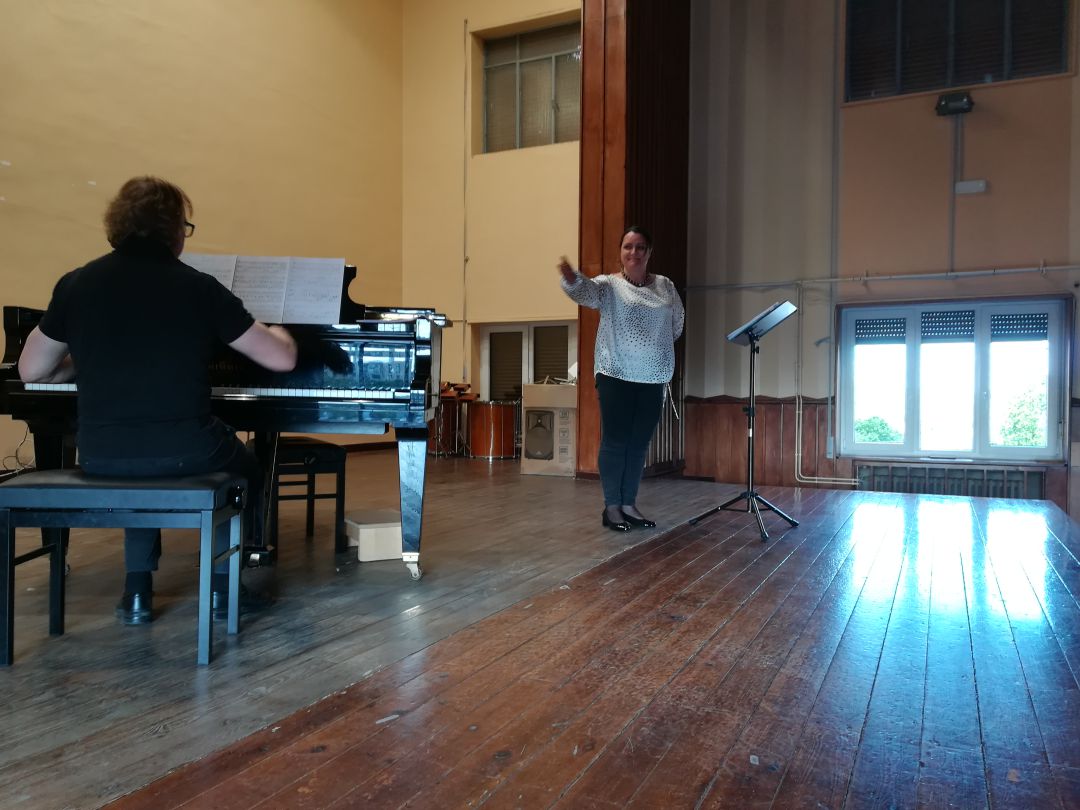 Imagen de archivo de una audición de canto en 2019 Imagen de archivo de una audición de canto en 2019