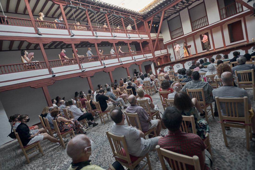 Representación en el Corral de Comedias, durante el Festival de Almagro, con reducción de aforo Representación en el Corral de Comedias, durante el Festival de Almagro, con reducción de aforo