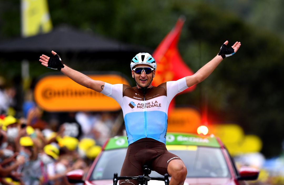 Nans Peters en la línea de meta de la octava etapa del Tour de Francia 2020. Nans Peters en la línea de meta de la octava etapa del Tour de Francia 2020.