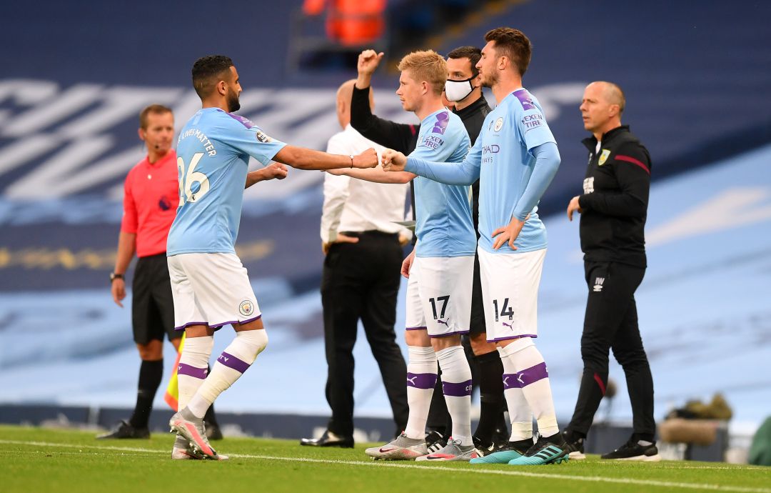 Riyad Mahrez, Kevin de Bruyne y Aymeric Laporte, durante un partido del Manchester City. Riyad Mahrez, Kevin de Bruyne y Aymeric Laporte, durante un partido del Manchester City.