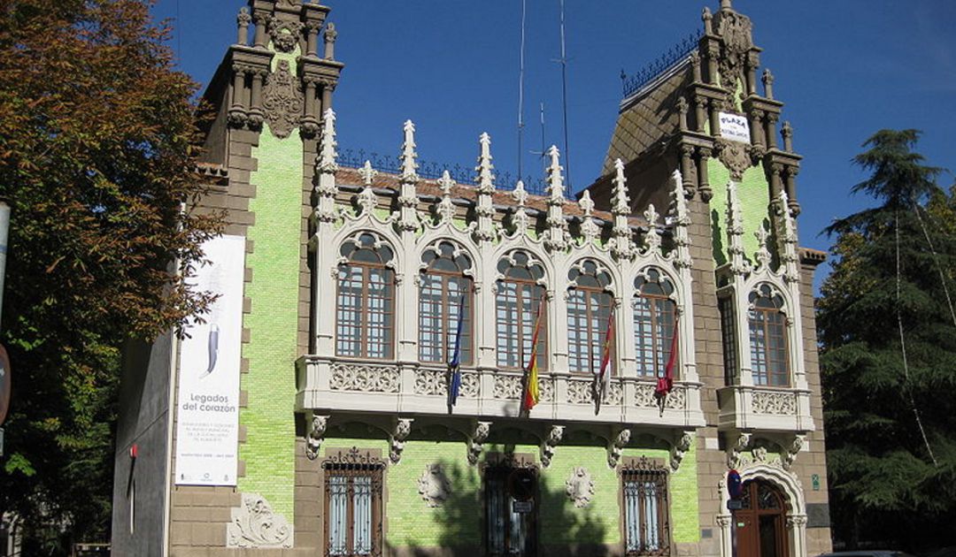 La Casa del Hortelano, sede del Museo de la Cuchillería La Casa del Hortelano, sede del Museo de la Cuchillería