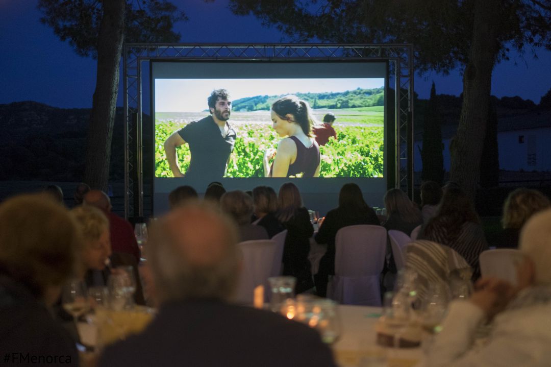 Una de las sesiones 'Cine & Cena' de Cooking Films Menorca. Una de las sesiones 'Cine & Cena' de Cooking Films Menorca.