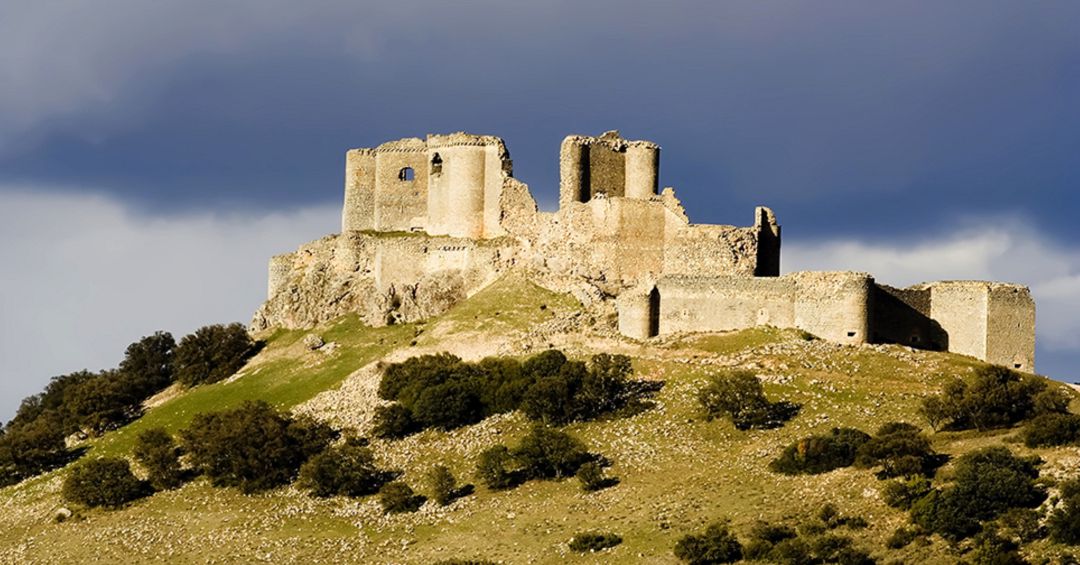 Castillo de Puebla de Almenara (Cuenca). Castillo de Puebla de Almenara (Cuenca).