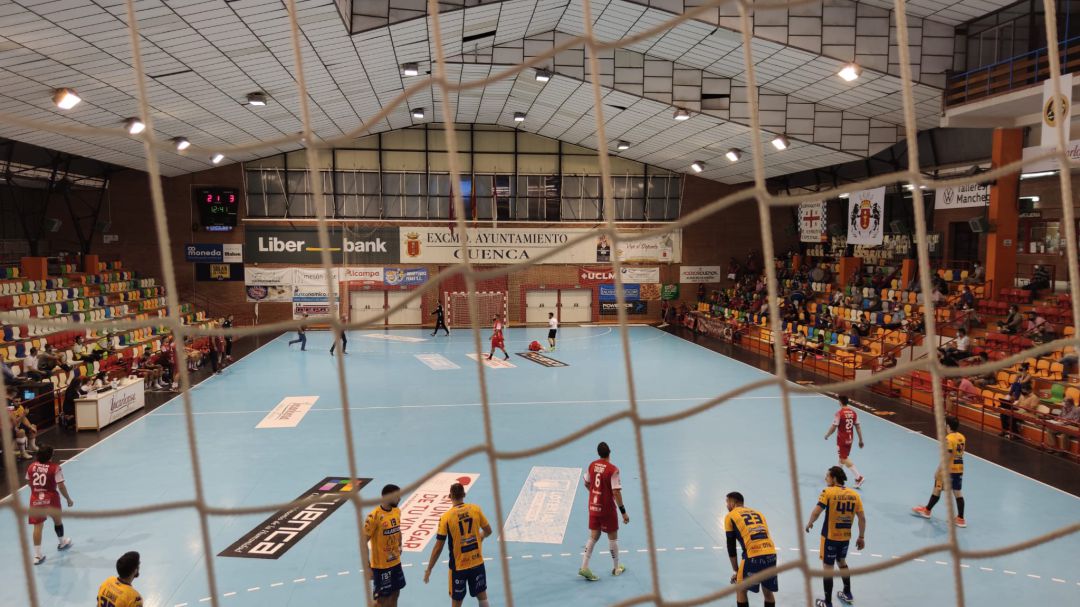 Primer partido de la temporada en un Sargal casi vacío Primer partido de la temporada en un Sargal casi vacío