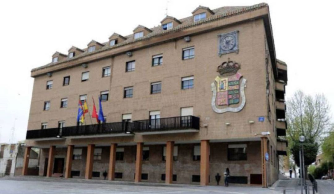 Fachada del ayuntamiento de Móstoles Fachada del ayuntamiento de Móstoles
