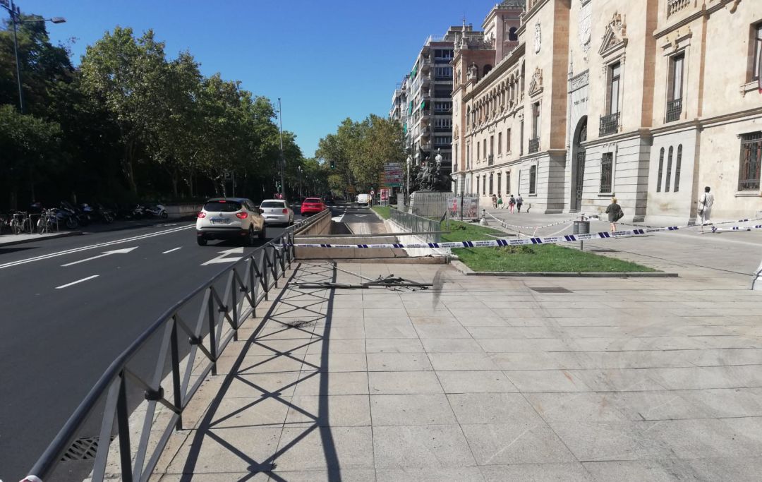 Herida Tras Chocar Contra Un Murete Del Aparcamiento De Zorrilla Y