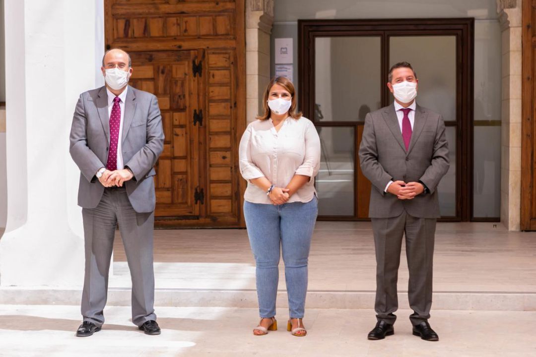 Reunión alcaldesa con el presidente de la región Reunión alcaldesa con el presidente de la región