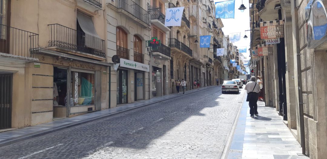 El cierre total al tráfico de la calle San Nicolás no se ejecutará en la primera fase de plan de peatonalización del Centro. El cierre total al tráfico de la calle San Nicolás no se ejecutará en la primera fase de plan de peatonalización del Centro.