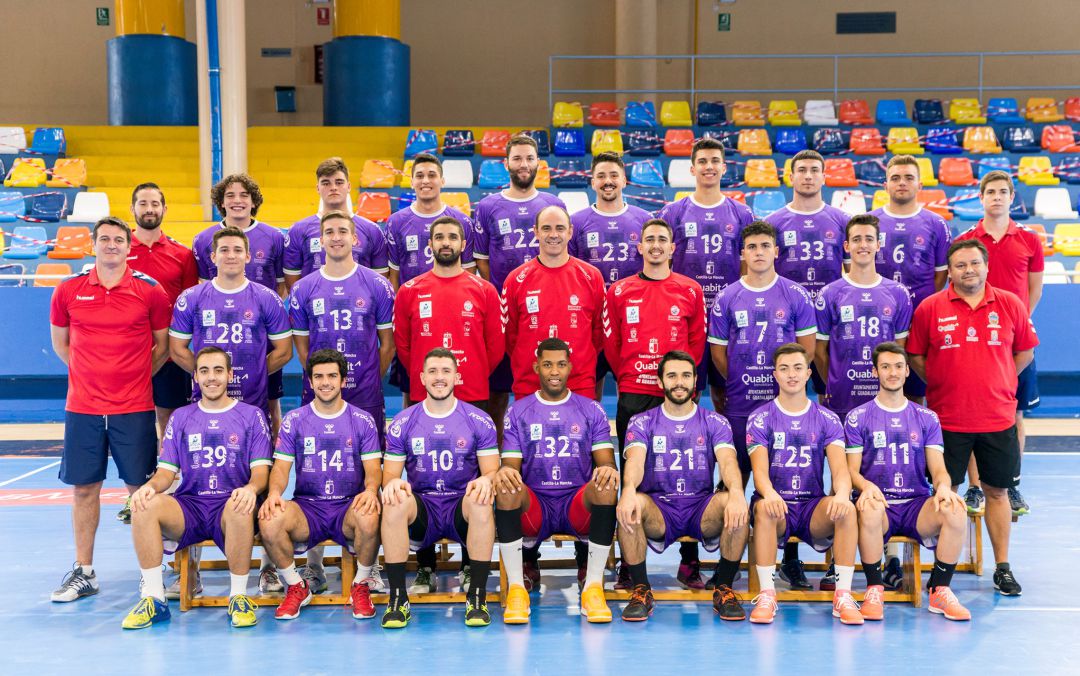 Plantilla BM Guadalajara 2020-2021 Plantilla BM Guadalajara 2020-2021