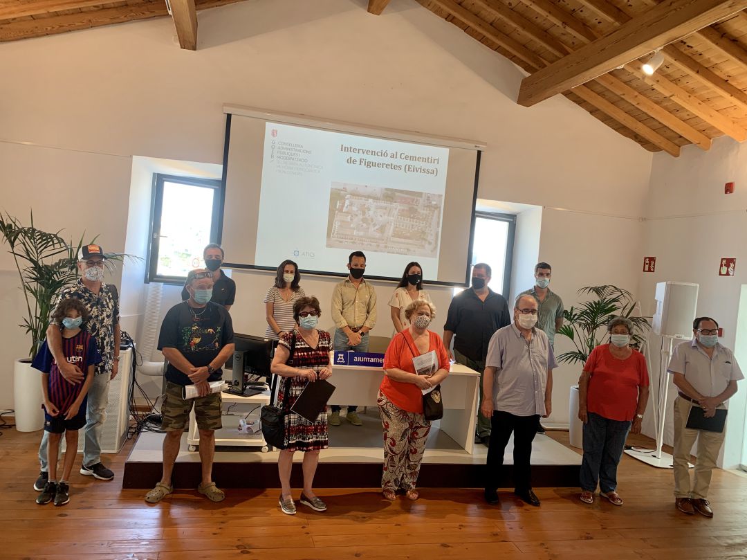 Acto informativo para familiares celebrado en Ibiza Acto informativo para familiares celebrado en Ibiza