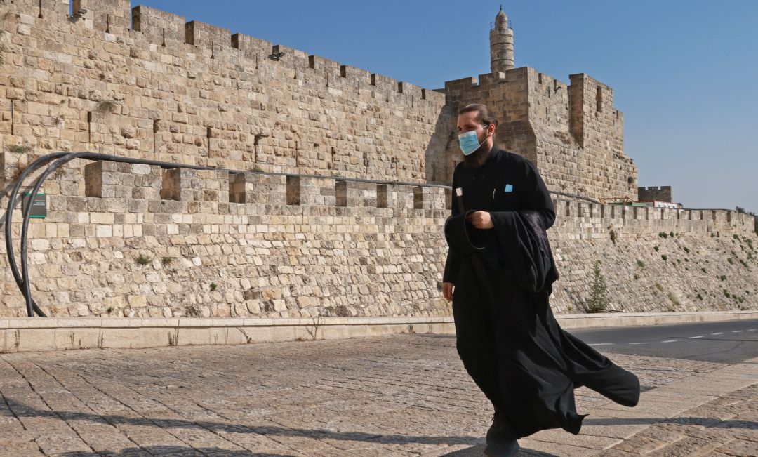 El Gobierno israelí plantea un nuevo confinamiento ante el repunte de casos. El Gobierno israelí plantea un nuevo confinamiento ante el repunte de casos.