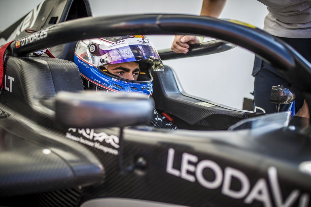 David Vidales participó en Magny-Cours en la cuarta prueba del Mundial de Fórmula Renault David Vidales participó en Magny-Cours en la cuarta prueba del Mundial de Fórmula Renault