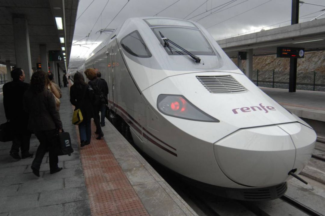La estación Guiomar de Segovia gana conexiones con Madrid y Valladolid La estación Guiomar de Segovia gana conexiones con Madrid y Valladolid