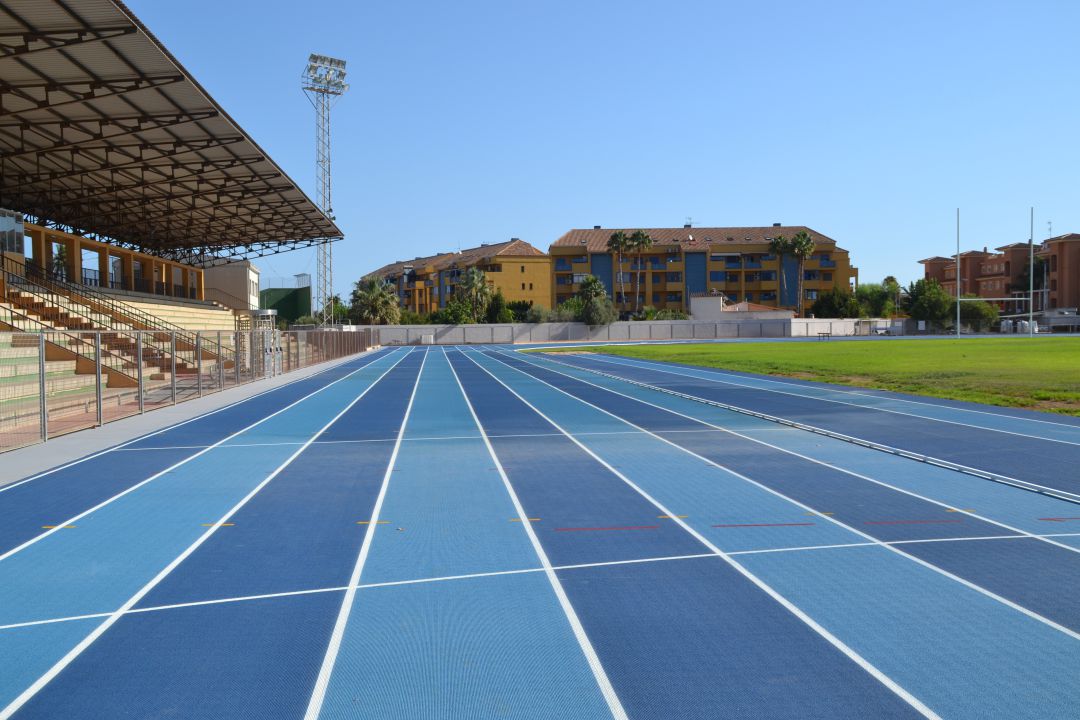 Nueva pista de atletismo. Nueva pista de atletismo.