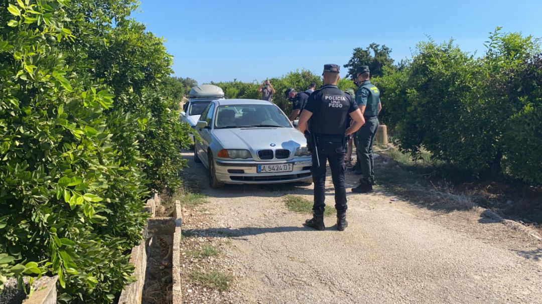 Imágenes del operativo para desmantelar la rave de Pego Imágenes del operativo para desmantelar la rave de Pego