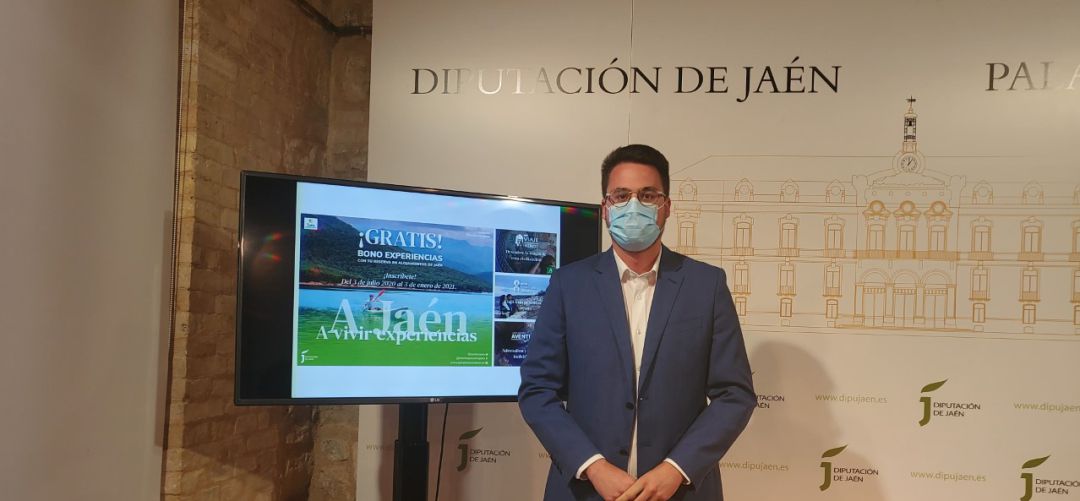 El diputado de Turismo, Francisco Javier Lozano, presentando el programa 'A Jaén, a Vivir Experiencias'. El diputado de Turismo, Francisco Javier Lozano, presentando el programa 'A Jaén, a Vivir Experiencias'.