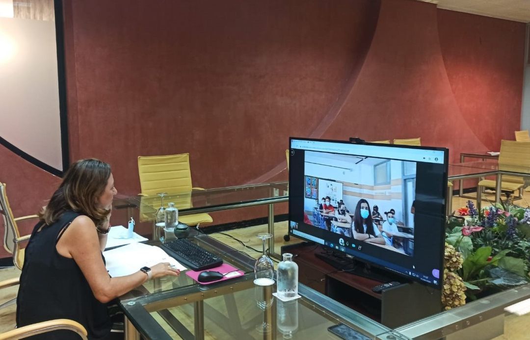 La viceconsejera de Educación, María del Carmen Castillo, contacta con institutos de las ocho provincias en el día que empiezan las clases en Secundaria, FP, Bachillerato, Adultos y Artísticas La viceconsejera de Educación, María del Carmen Castillo, contacta con institutos de las ocho provincias en el día que empiezan las clases en Secundaria, FP, Bachillerato, Adultos y Artísticas