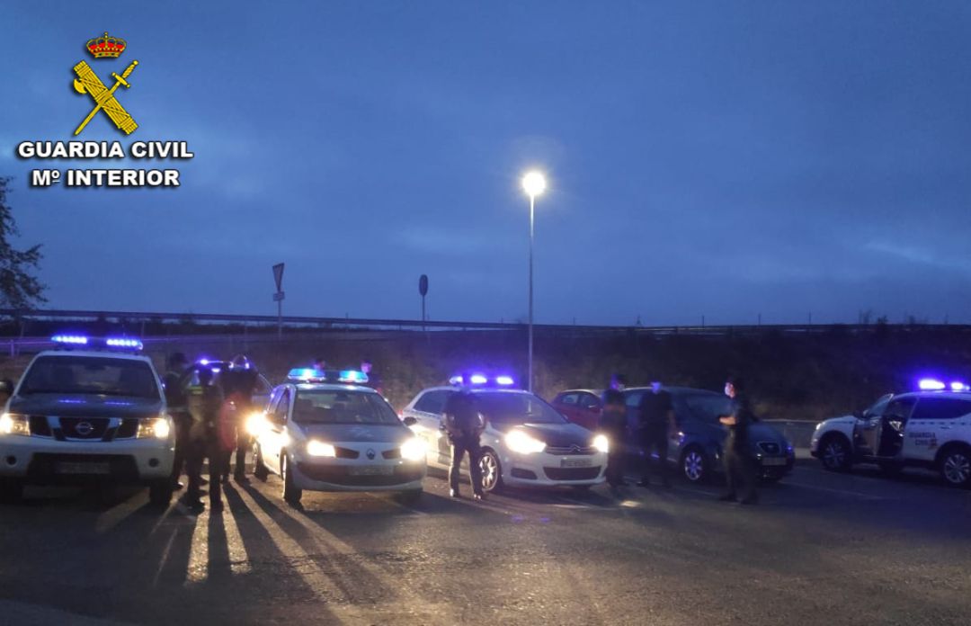 Operativo en la playa de Liméns. Operativo en la playa de Liméns.