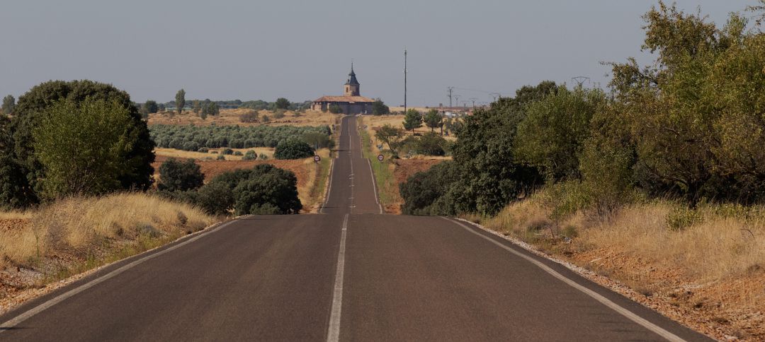 Sanidad no descarta medidas especiales en este municipio de la comarca del Campo de Montiel Sanidad no descarta medidas especiales en este municipio de la comarca del Campo de Montiel