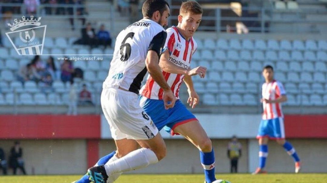 Yago Pérez en un partido. Yago Pérez en un partido.