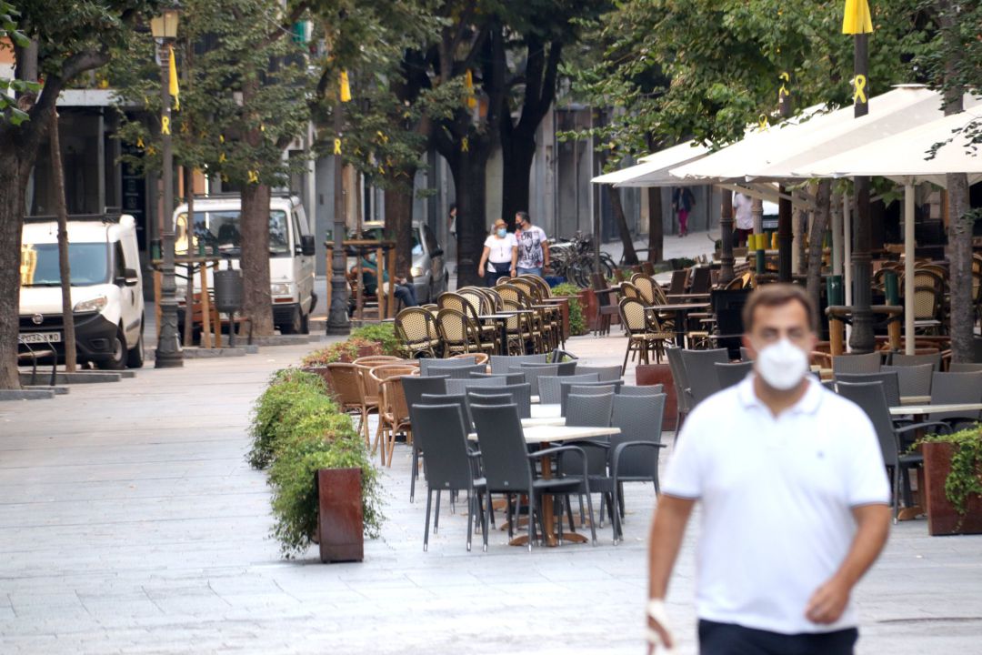Diverses terrasses de la Rambla de Girona Diverses terrasses de la Rambla de Girona