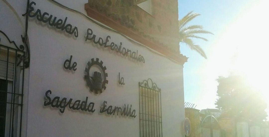 Fachada SAFA Linares Fachada SAFA Linares