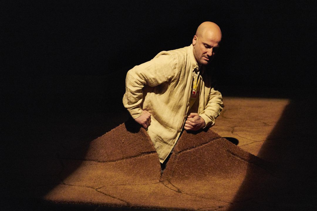 Imagen de la representación de "La Zanja", de la compañía Titzina Teatro Imagen de la representación de "La Zanja", de la compañía Titzina Teatro