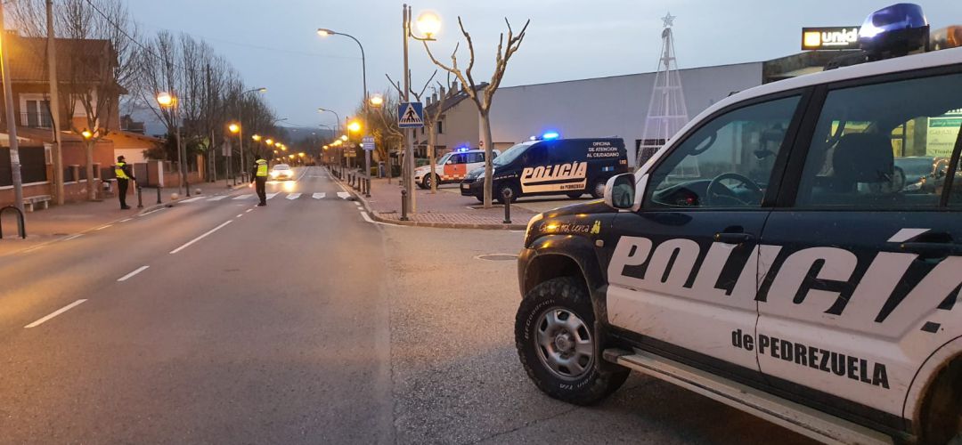 Vehículo de la Policía Local Vehículo de la Policía Local