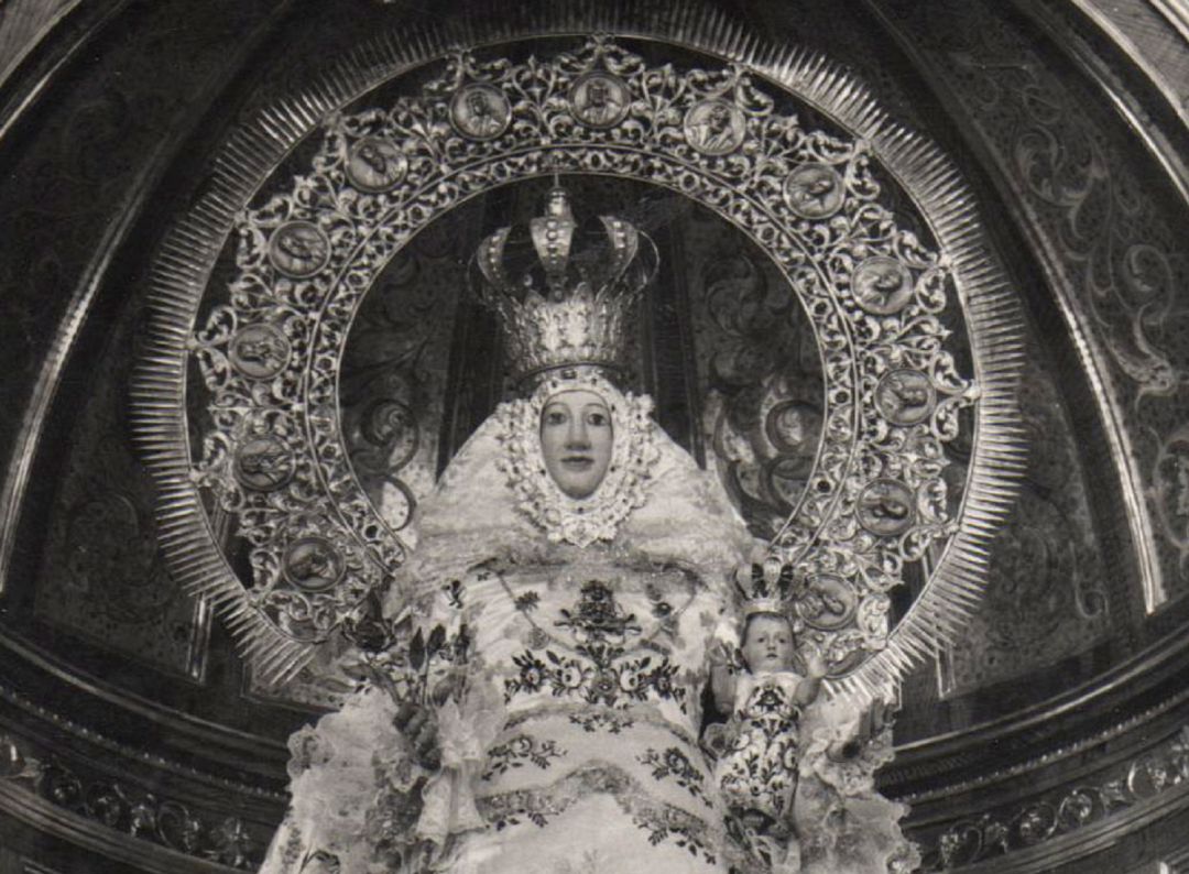 Imagen de la Virgen de las Viñas, hace varias décadas Imagen de la Virgen de las Viñas, hace varias décadas