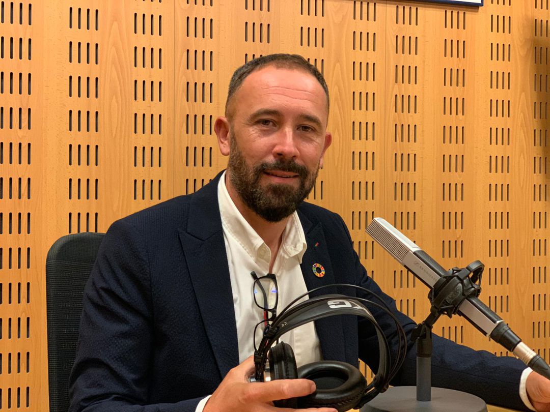 El delegado del Gobierno, Denis Itxaso, este jueves en los estudios de Radio San Sebastián El delegado del Gobierno, Denis Itxaso, este jueves en los estudios de Radio San Sebastián