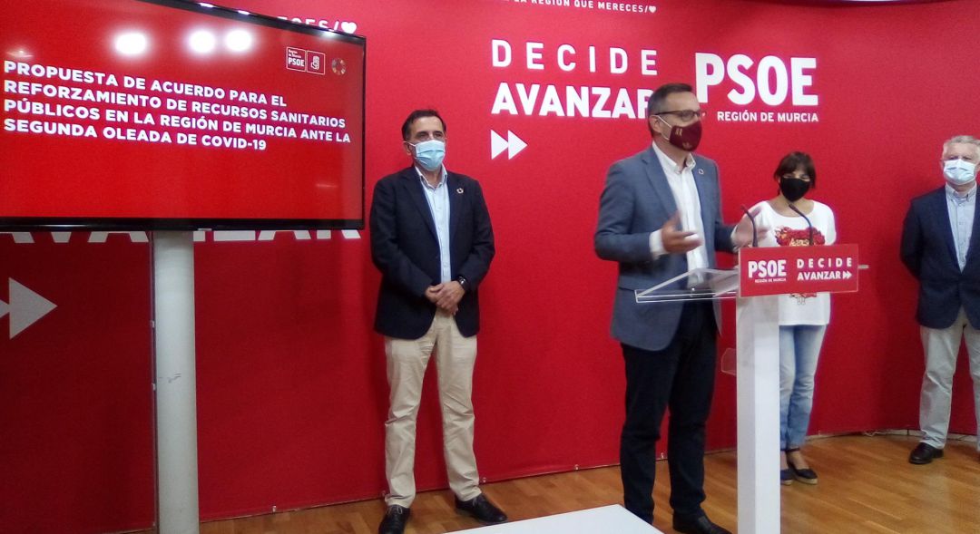 Diego Conesa durante la rueda de prensa en la sede regional del PSOE Diego Conesa durante la rueda de prensa en la sede regional del PSOE