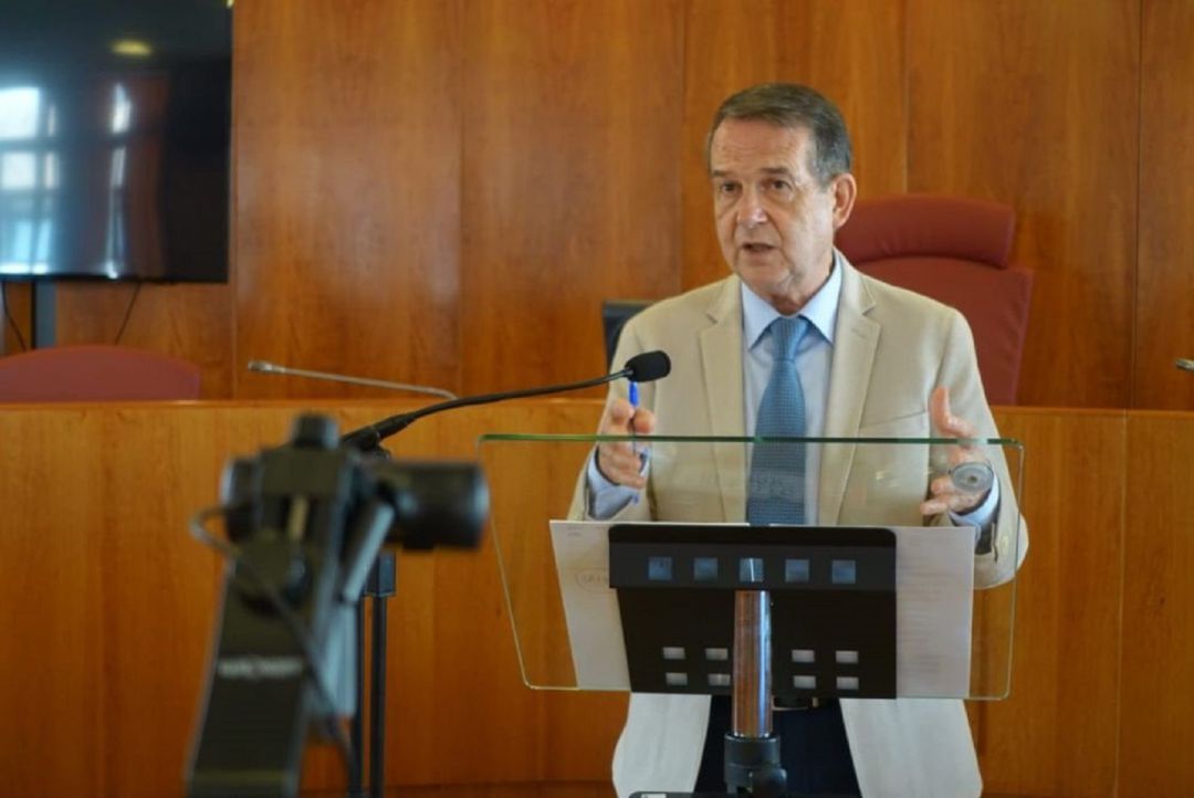 Abel Caballero en rueda de prensa Abel Caballero en rueda de prensa