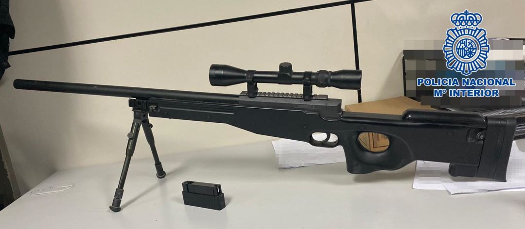 Arma larga de airsoft
Arma larga de airsoft