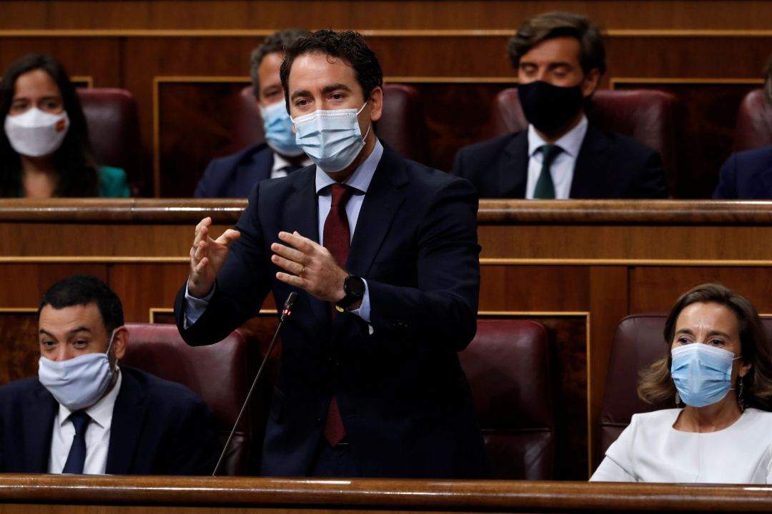 El diputado del PP Teodoro García Egea interviene durante la sesión de control al Ejecutivo celebrada este miércoles en el Congreso. El diputado del PP Teodoro García Egea interviene durante la sesión de control al Ejecutivo celebrada este miércoles en el Congreso.