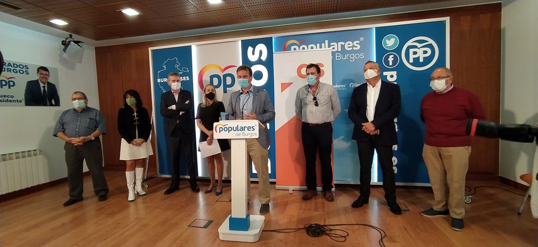 Representantes del Partido Popular y de Ciudadanos, en el anuncio oficial de moción de censura en Lerma Representantes del Partido Popular y de Ciudadanos, en el anuncio oficial de moción de censura en Lerma