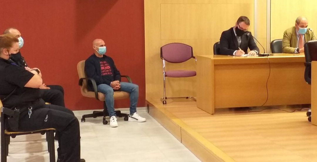Javier LEdo durante la lectura del veredicto del jurado. Javier LEdo durante la lectura del veredicto del jurado.