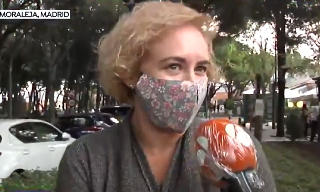 Una vecina de La Moraleja provoca indignación en redes. Una vecina de La Moraleja provoca indignación en redes.