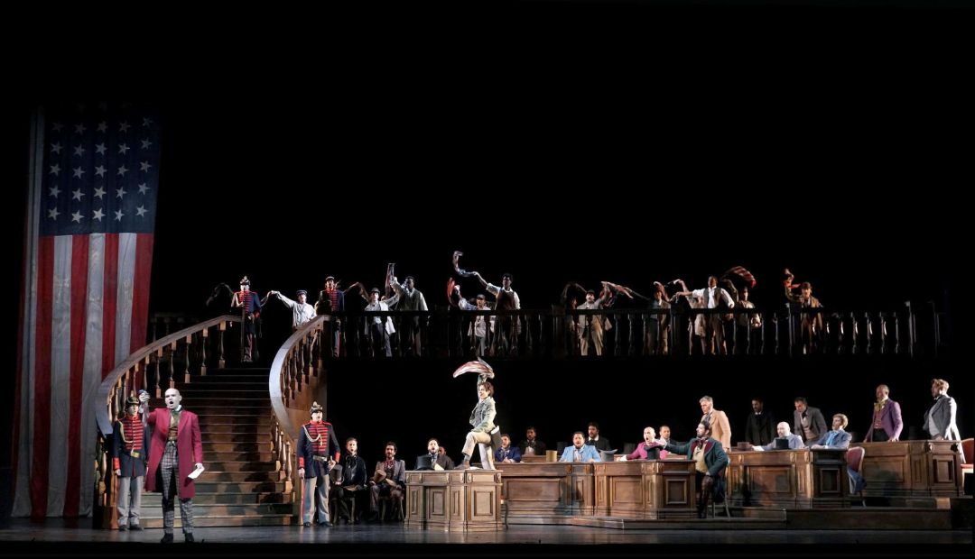 Vista del ensayo general de Un ballo in maschera, hoy jueves en el Teatro Real de Madrid, con dirección de escena de Gianmaria Aliverta, escenografía de Massimo Checcheletto, diseño de figurines de Carlos Tieppo y diseño de luces de Fabio Barettin y Elisabetta Campanell Vista del ensayo general de Un ballo in maschera, hoy jueves en el Teatro Real de Madrid, con dirección de escena de Gianmaria Aliverta, escenografía de Massimo Checcheletto, diseño de figurines de Carlos Tieppo y diseño de luces de Fabio Barettin y Elisabetta Campanell