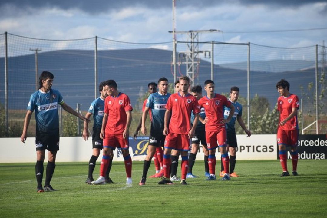 Amistoso Numancia-SD Logroñés, en la Ciudad Deportiva. Amistoso Numancia-SD Logroñés, en la Ciudad Deportiva.
