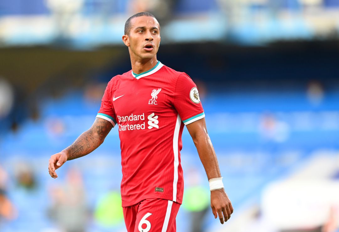 Thiago Alcántara, durante su primer partido con el Liverpool contra el Chelsea. Thiago Alcántara, durante su primer partido con el Liverpool contra el Chelsea.