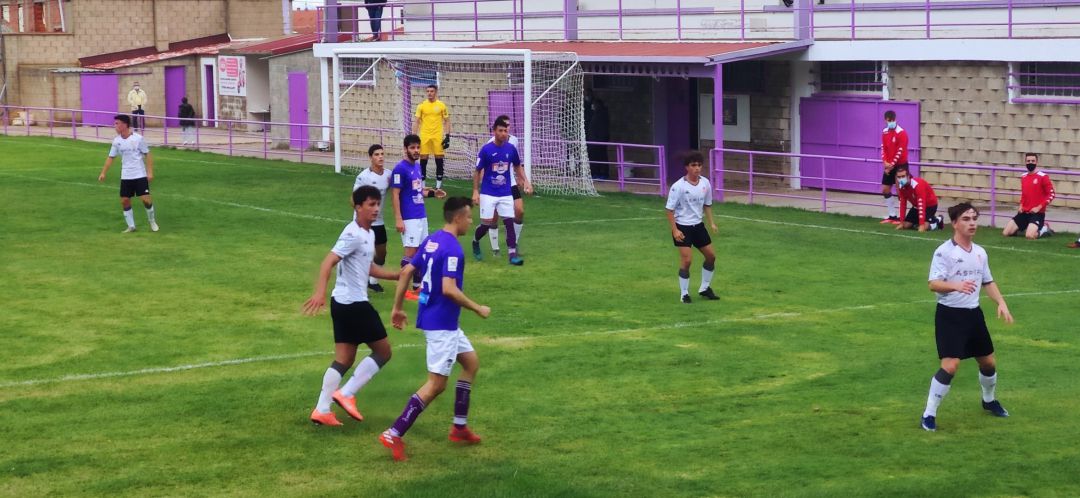 La Llanera albergó el primer partido de pretemporada de la Cultural juvenil La Llanera albergó el primer partido de pretemporada de la Cultural juvenil