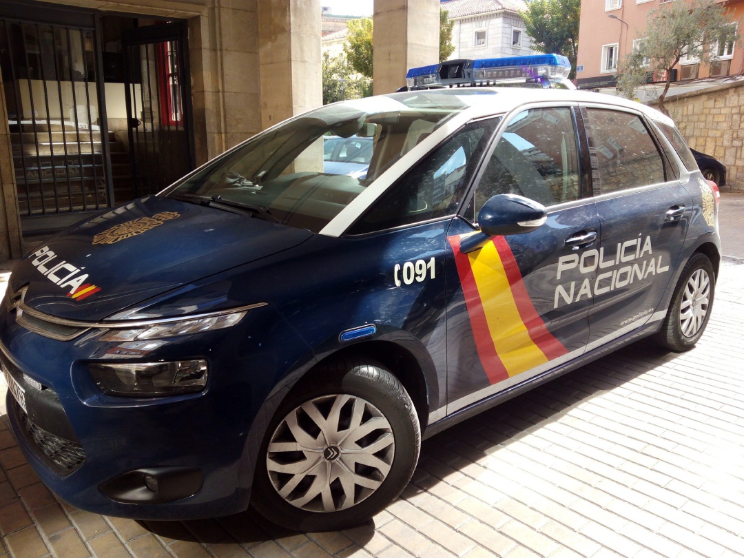 Coche de la Policía Nacional Coche de la Policía Nacional
