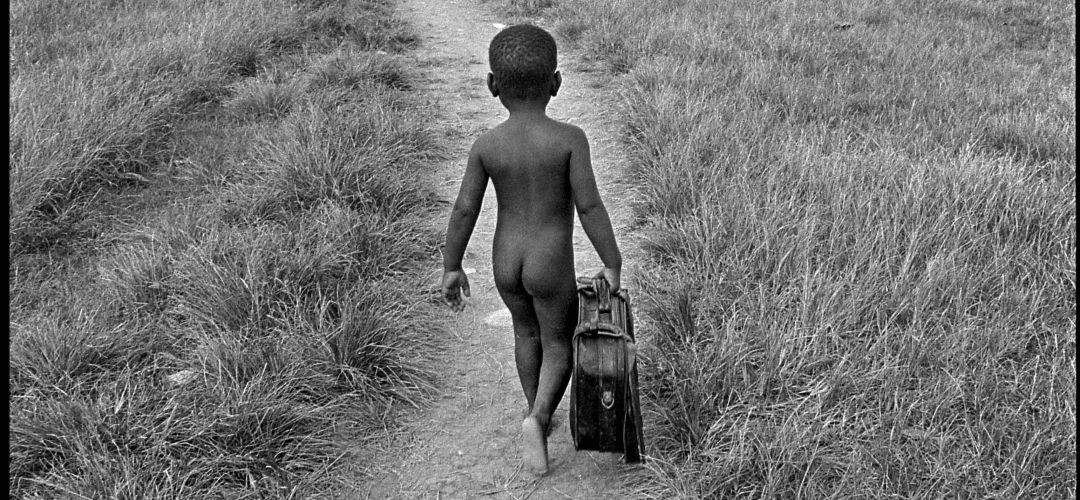 'El niño de la maleta', de Juan Manuel Díaz Burgos 'El niño de la maleta', de Juan Manuel Díaz Burgos