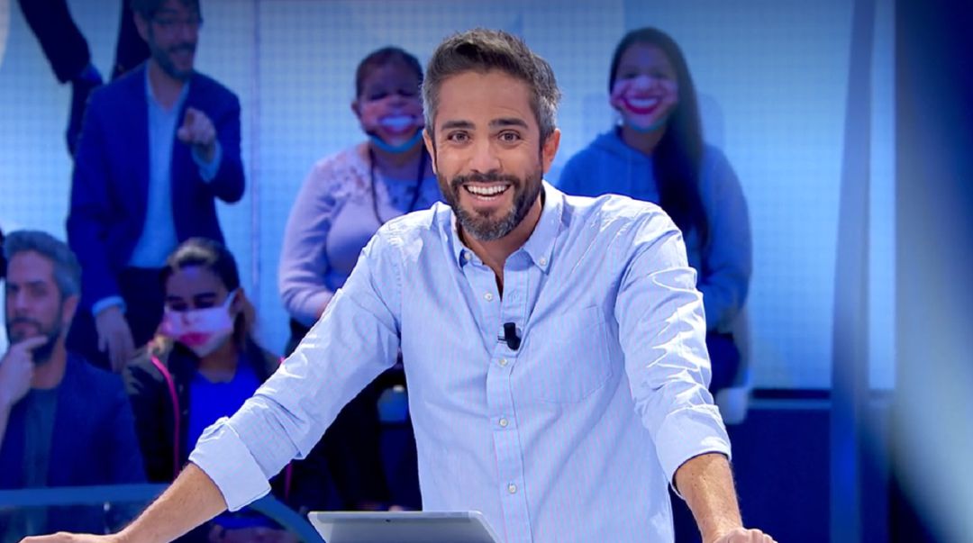 Roberto Leal vuelve a Pasapalabra tras superar la COVID-19. Roberto Leal vuelve a Pasapalabra tras superar la COVID-19.