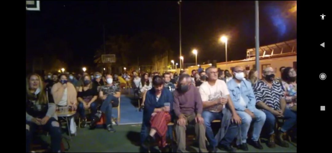 Captura de un vídeo subido a las redes sociales de la Asociación Somos Anti Xenofobia de Sax Captura de un vídeo subido a las redes sociales de la Asociación Somos Anti Xenofobia de Sax