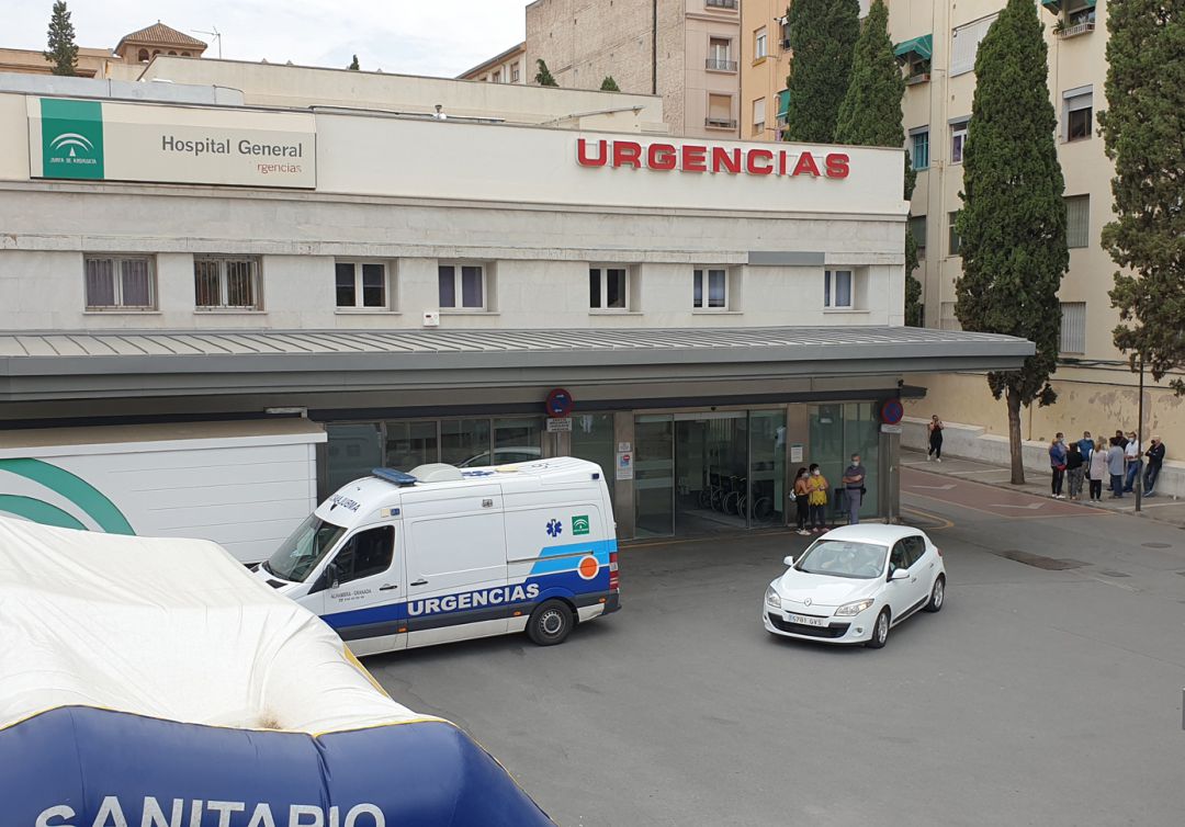 Servicio de Urgencias del hospital Virgen de las Nieves de Granada Servicio de Urgencias del hospital Virgen de las Nieves de Granada